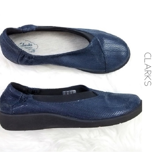 clarks cloudsteppers navy